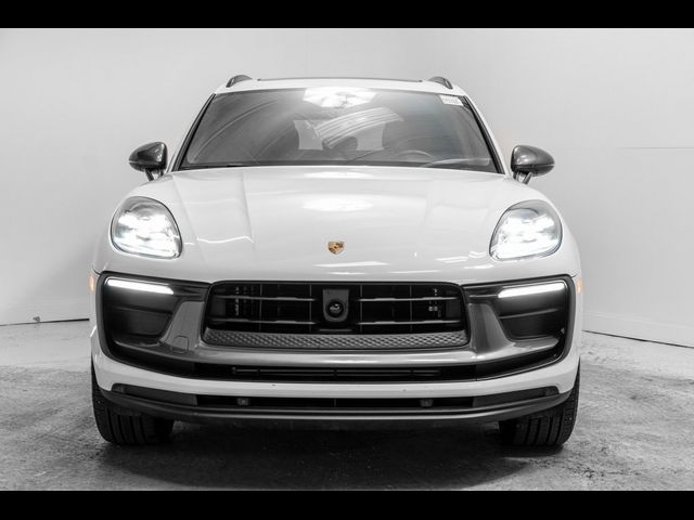 2024 Porsche Macan T