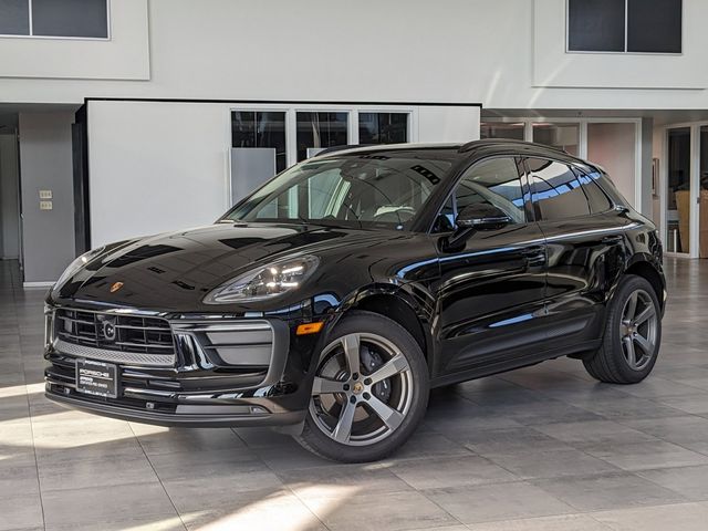 2024 Porsche Macan T