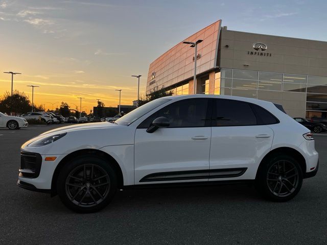 2024 Porsche Macan T