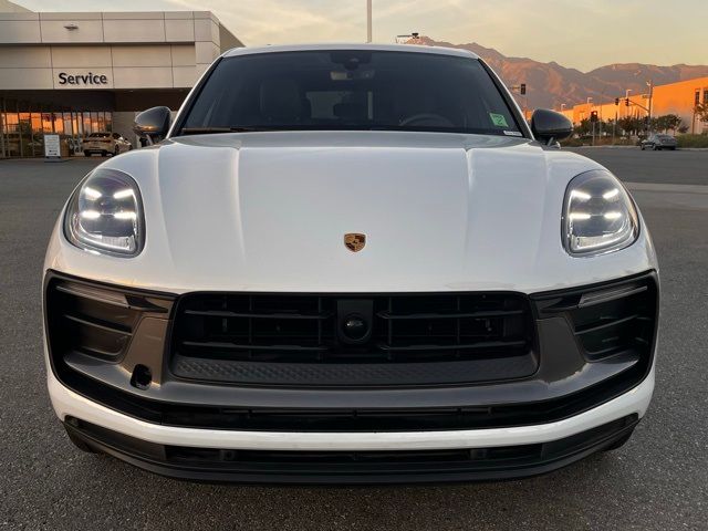 2024 Porsche Macan T