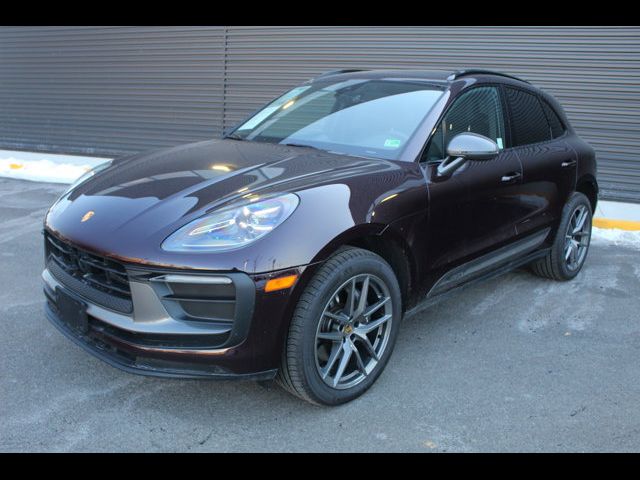 2024 Porsche Macan T