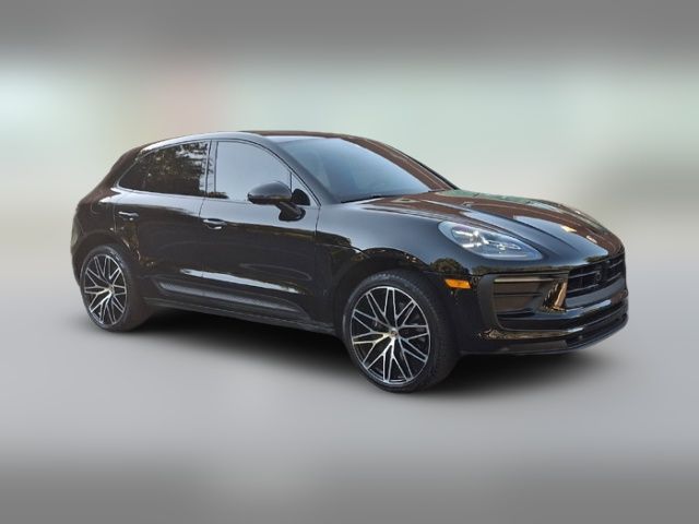 2024 Porsche Macan T