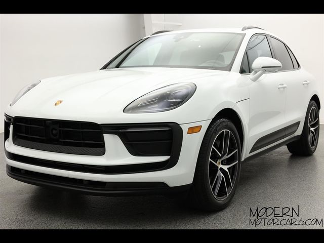 2024 Porsche Macan T