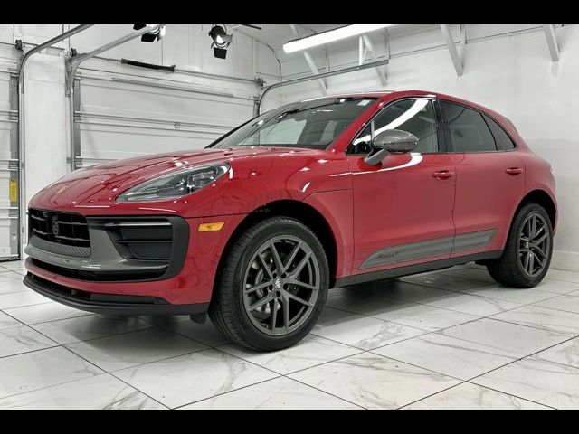 2024 Porsche Macan Base