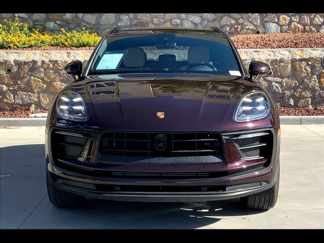 2024 Porsche Macan Base