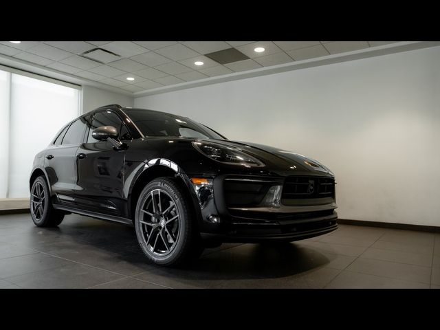 2024 Porsche Macan T