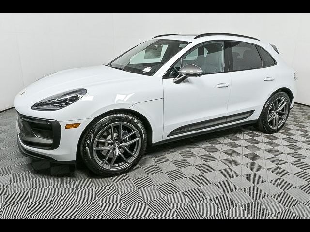 2024 Porsche Macan T