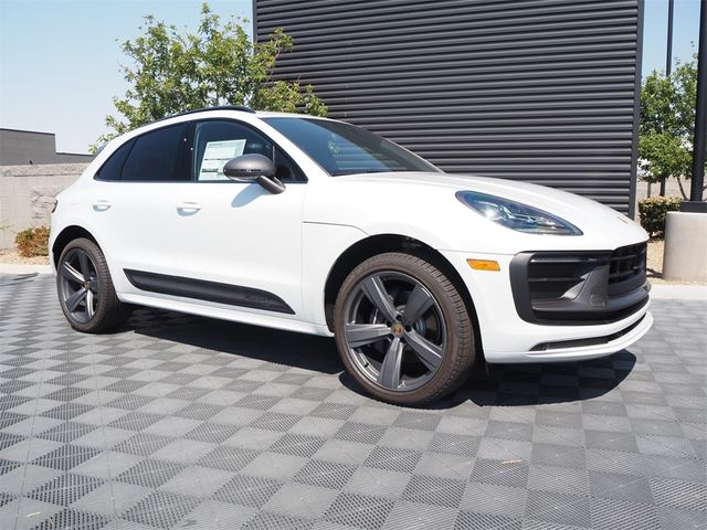 2024 Porsche Macan T