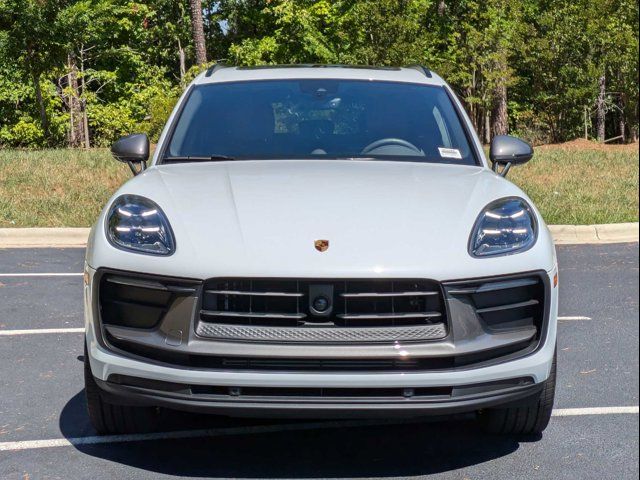 2024 Porsche Macan T