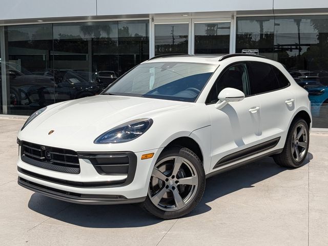 2024 Porsche Macan T