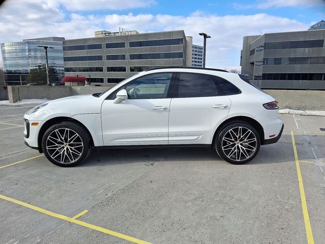 2024 Porsche Macan T