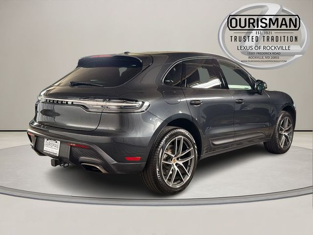 2024 Porsche Macan T