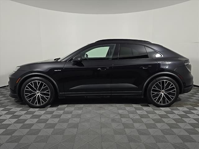 2024 Porsche Macan Electric 4