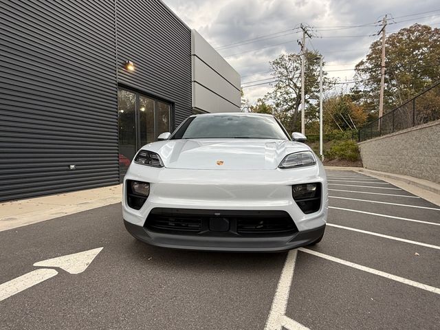 2024 Porsche Macan Electric 4