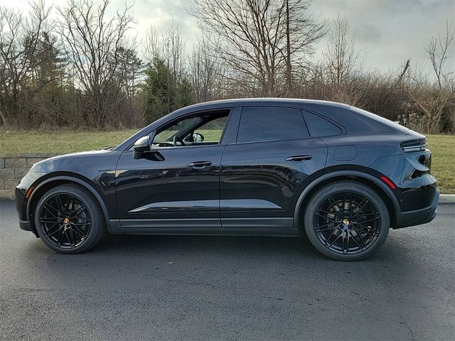 2024 Porsche Macan Electric 4