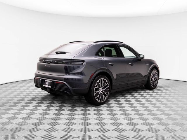 2024 Porsche Macan Electric 4