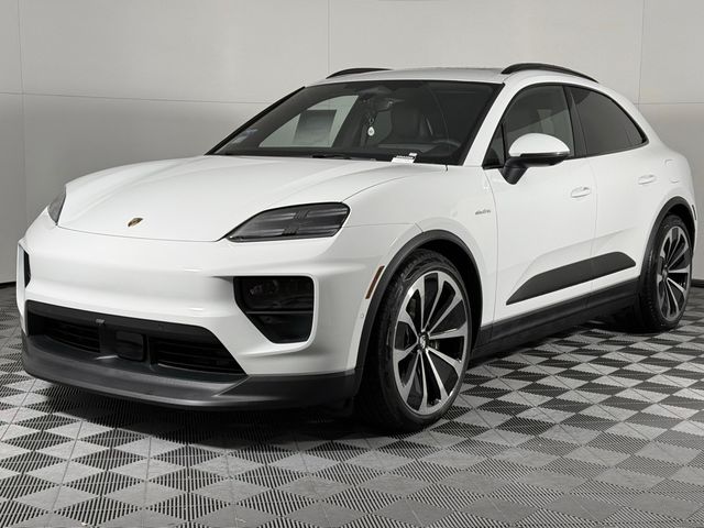 2024 Porsche Macan Electric 4