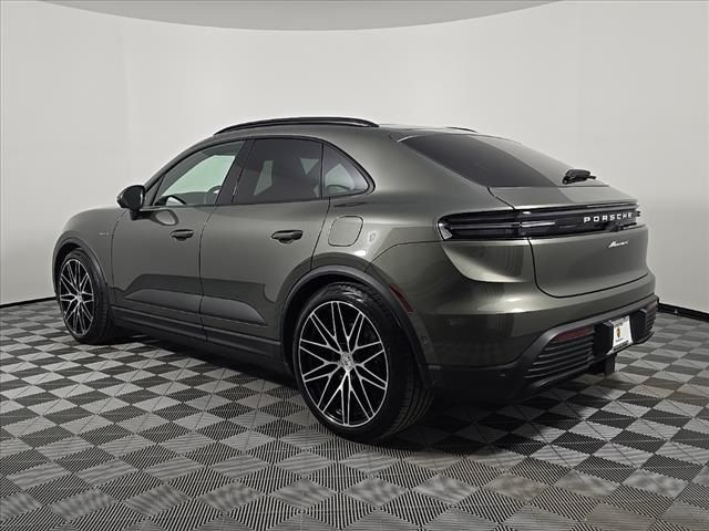 2024 Porsche Macan Electric 4