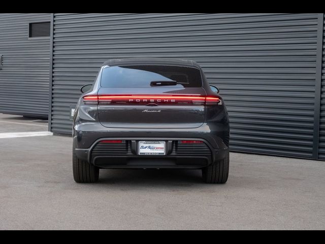 2024 Porsche Macan Electric 4