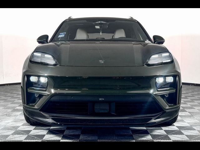 2024 Porsche Macan Electric Turbo