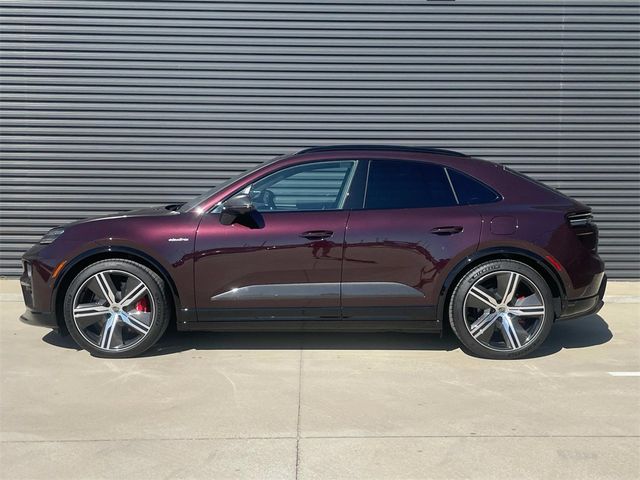 2024 Porsche Macan Electric Turbo