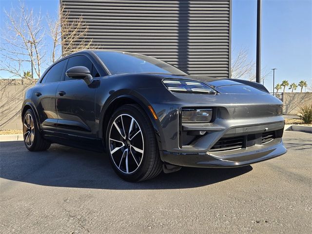 2024 Porsche Macan Electric Turbo