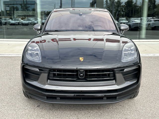 2024 Porsche Macan T