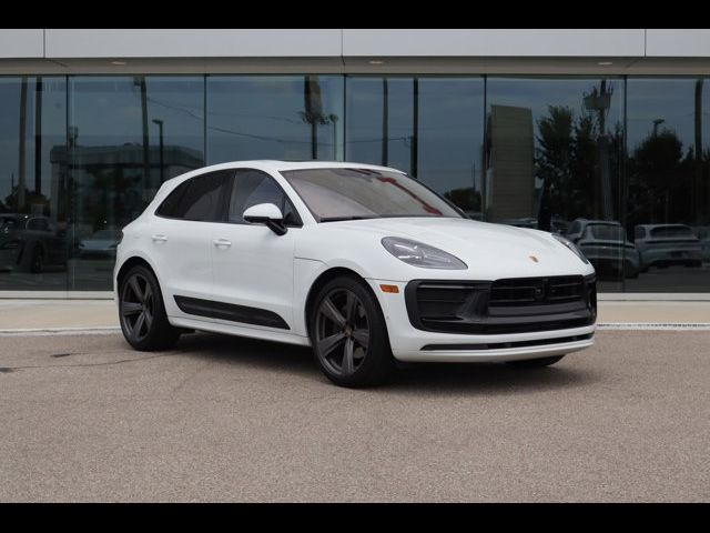 2024 Porsche Macan T