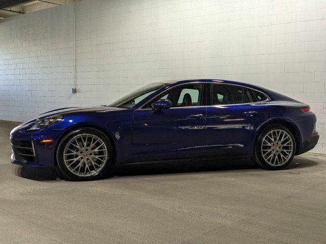 2024 Porsche Panamera 4