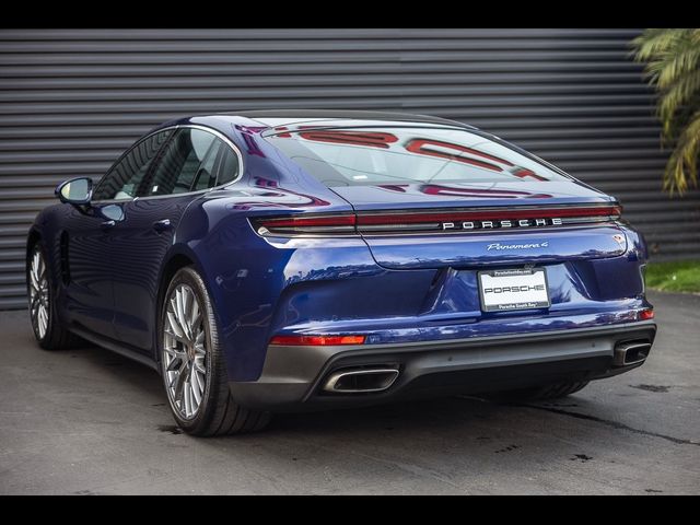 2024 Porsche Panamera 4