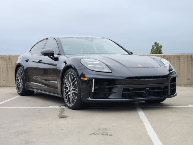 2024 Porsche Panamera 4