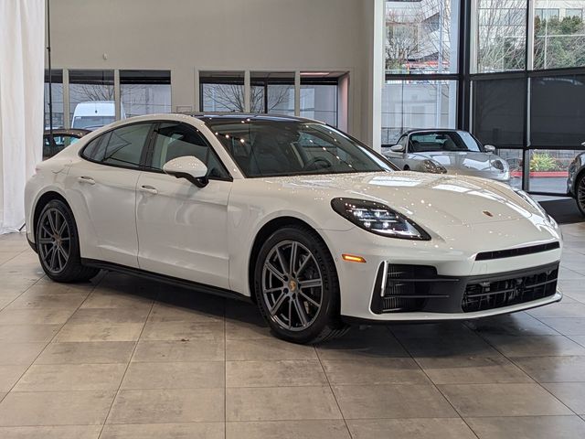 2024 Porsche Panamera 4