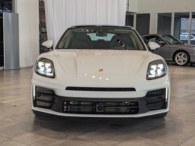 2024 Porsche Panamera 4