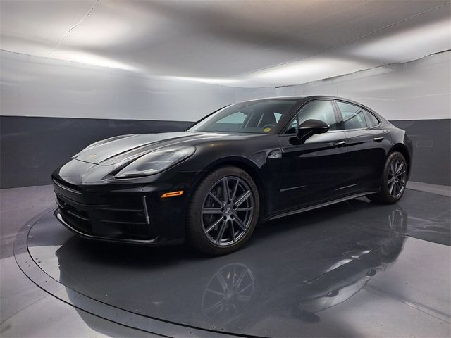 2024 Porsche Panamera 4