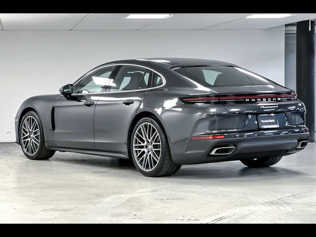 2024 Porsche Panamera 4