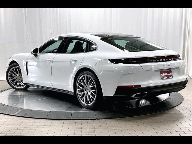 2024 Porsche Panamera 4