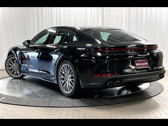 2024 Porsche Panamera 4