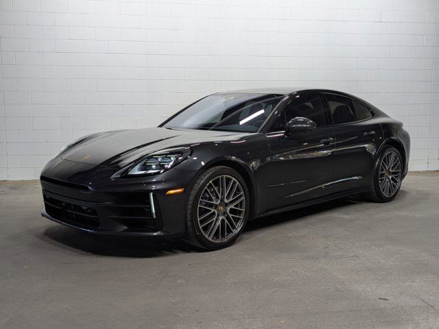 2024 Porsche Panamera 4