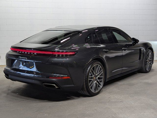 2024 Porsche Panamera 4