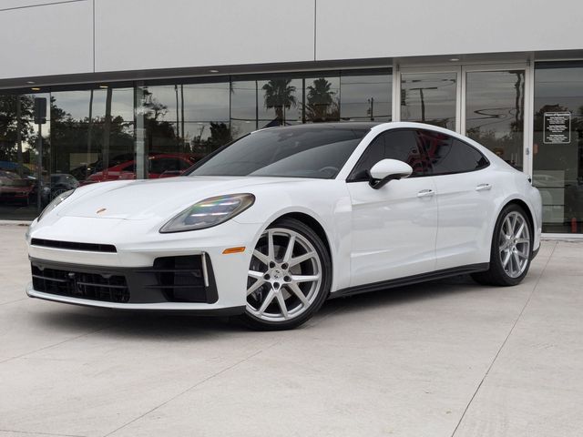 2024 Porsche Panamera 4