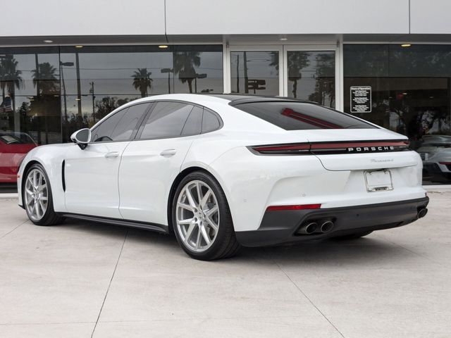 2024 Porsche Panamera 4