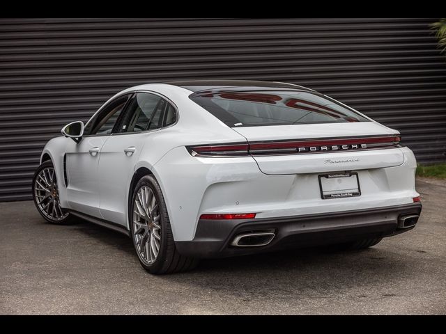 2024 Porsche Panamera 4