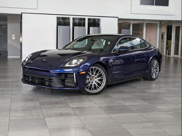 2024 Porsche Panamera 4