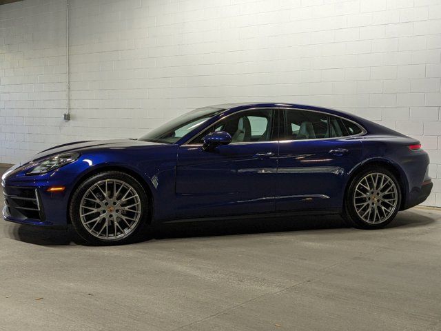 2024 Porsche Panamera 4