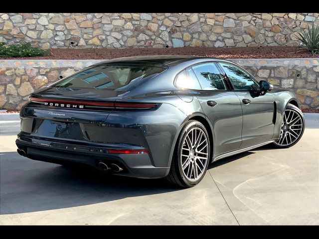 2024 Porsche Panamera Base