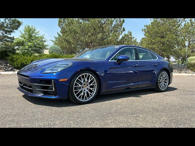 2024 Porsche Panamera 4