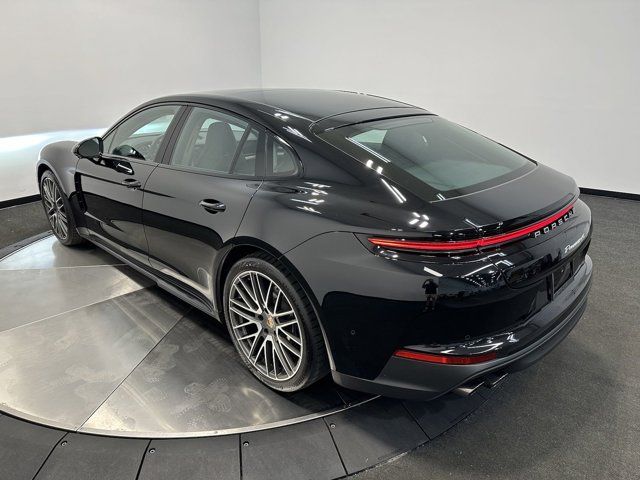 2024 Porsche Panamera 4