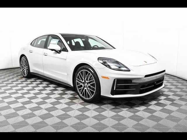 2024 Porsche Panamera 4