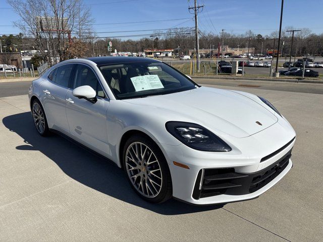 2024 Porsche Panamera 4