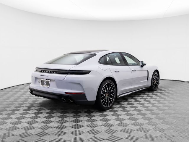 2024 Porsche Panamera 4